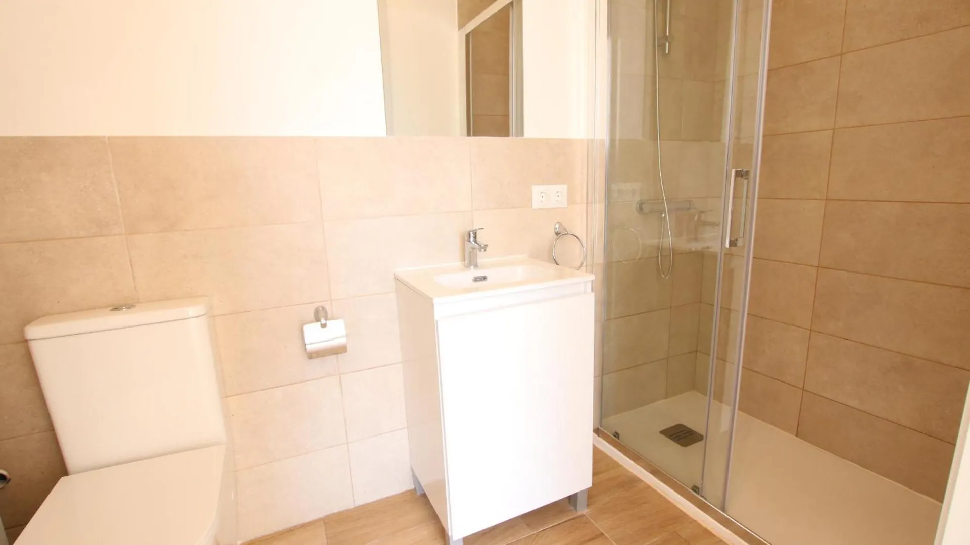 Tess Villa Olmos Malaga