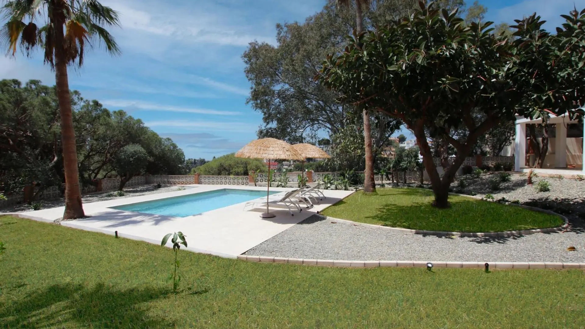 Tess Villa Olmos Malaga
