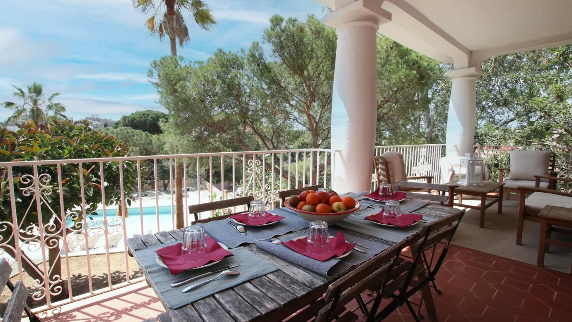 Tess Villa Olmos Malaga Spain